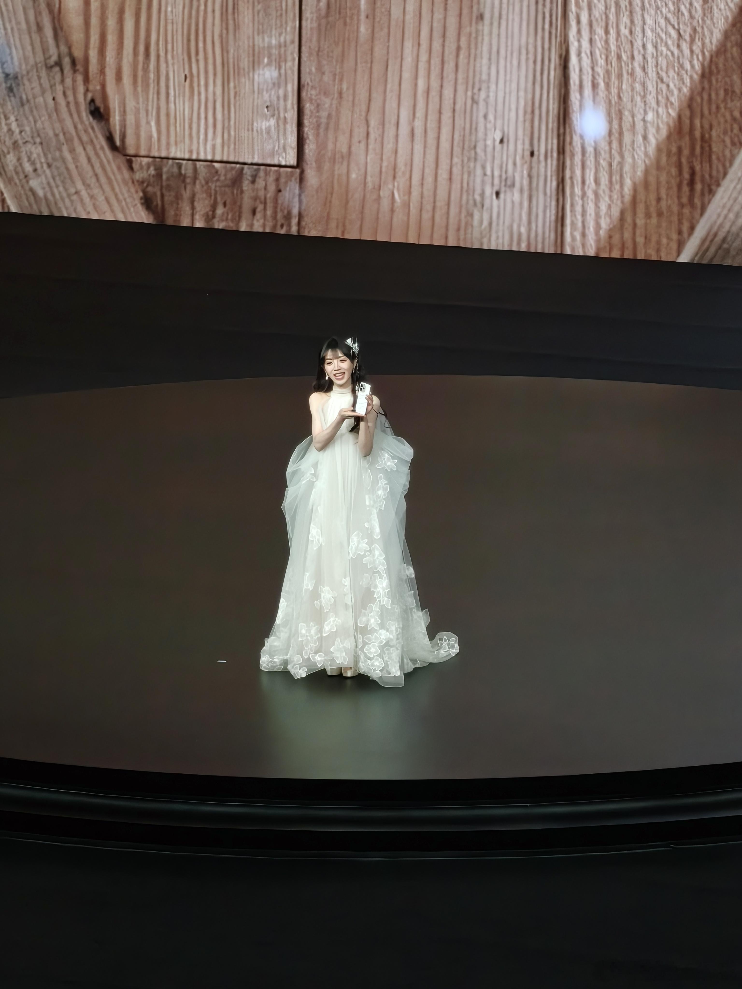 vivo s50vivo s50 pro mini 来现场啦，真的好美呀