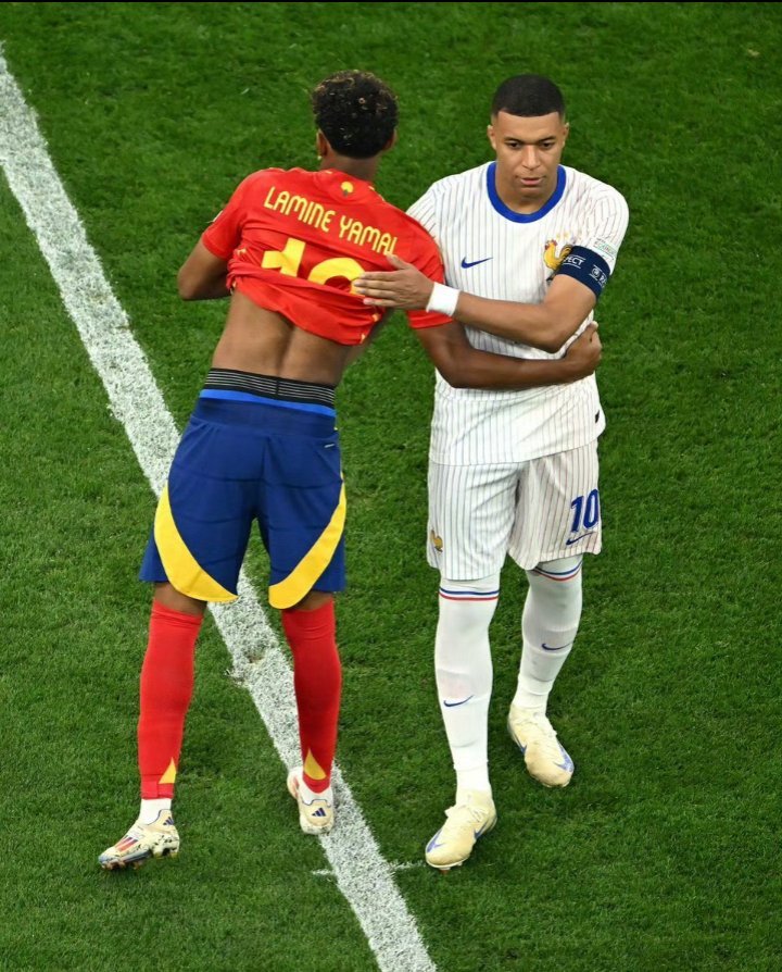 兄弟们，今晚足球作业浅看一下，杯赛之夜懂得都懂 编号004费内巴切vs里尔 1-