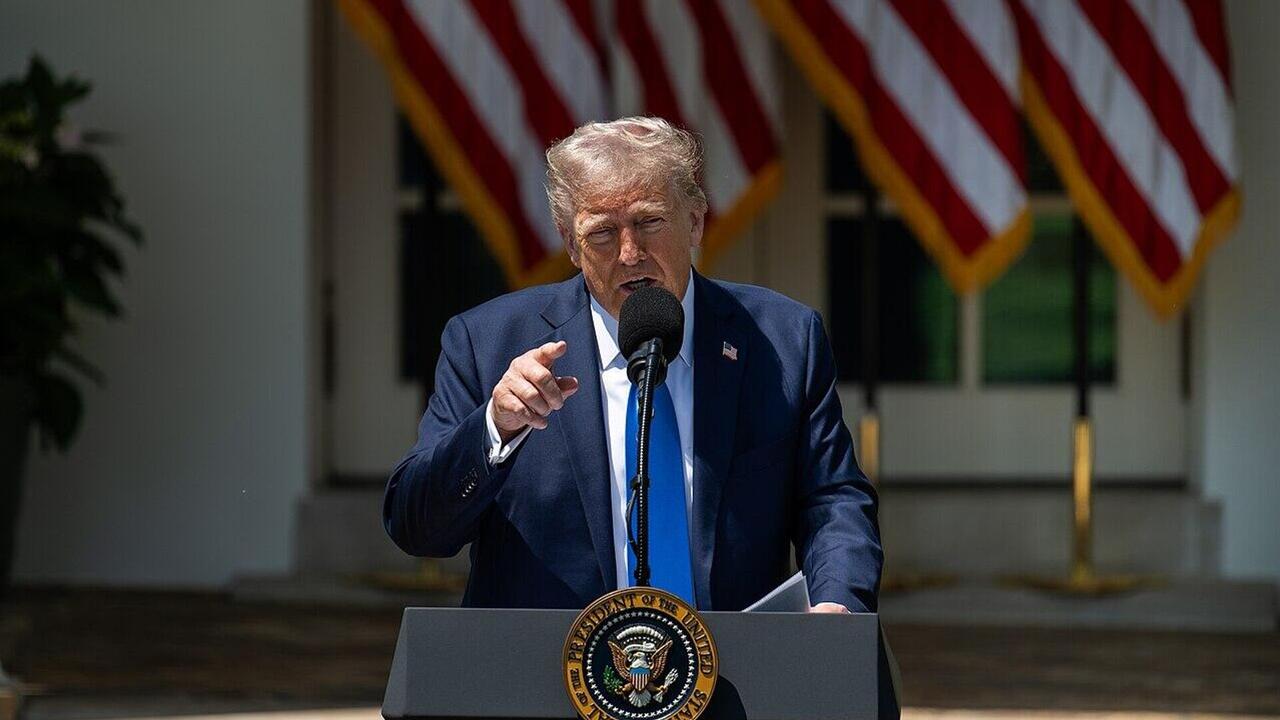 美代表：特朗普将全力斡旋乌克兰危机

俄罗斯卫星通讯社 2026年2月14日, 