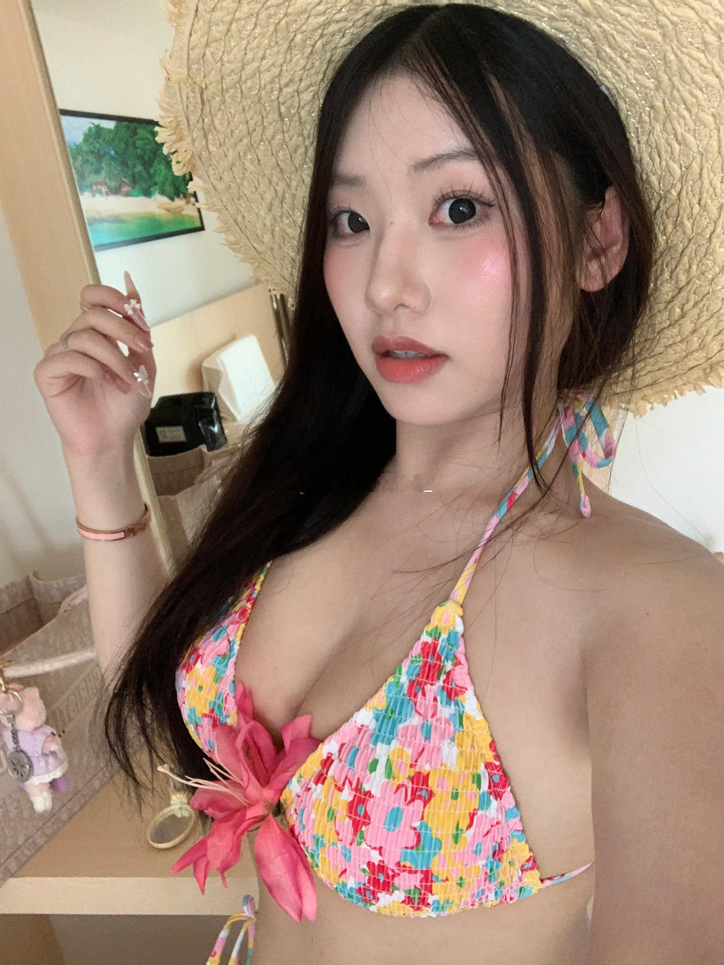 旧照[可憐]（最近真的一整个颓废😕） ​​​