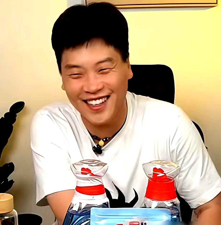 前国手郝帅放话了，说自己最懂马龙，知道怎么打他！

这哥俩当年可是真兄弟，长期住