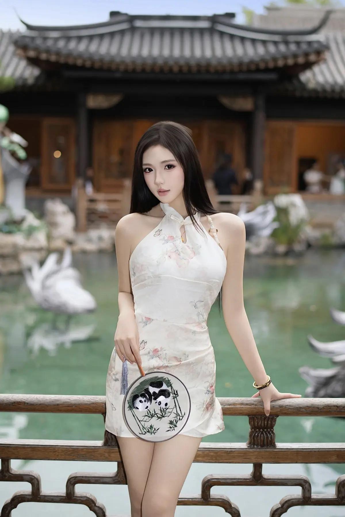 什么样的女人才算是“有气质”的中式旗袍，身材高挑的最有气质