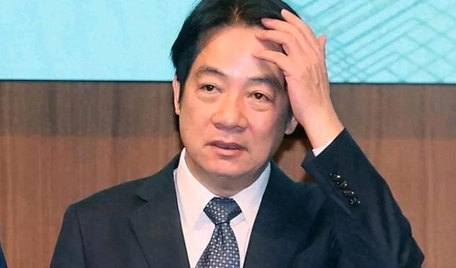 民进党的行为让人哭笑不得！特朗普一表态，“台独” 分子赶紧改口！
 
特朗普刚在