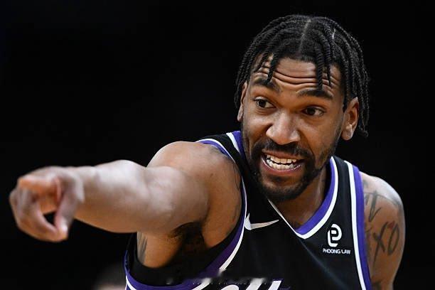 据Brett Siegel报道，森林狼对马利克·蒙克表现出了兴趣。“消息人士称，