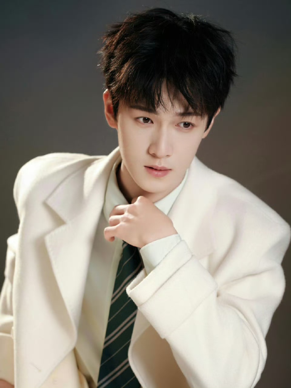 娱乐李昀锐唱跳龙的传人李昀锐浙江跨晚唱跳龙的传人好期待李昀锐！！来也 