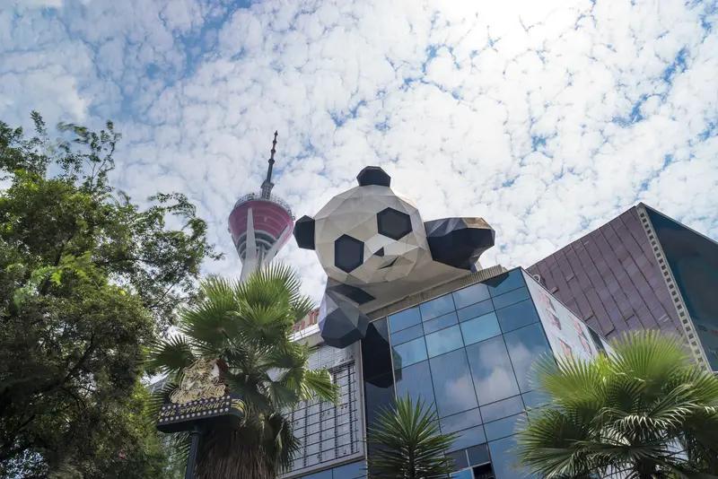 为什么现在很多人旅游，越玩越累？
 
有没有发现，现在很多人出去旅游，回来比上班