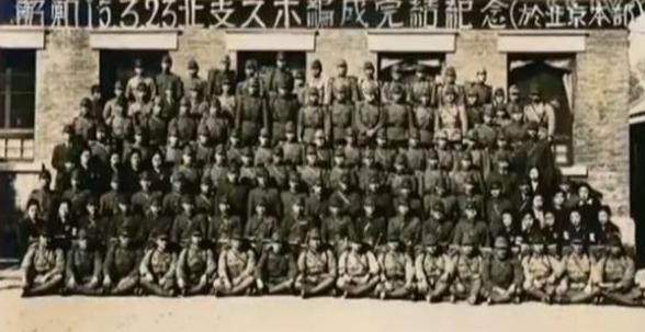 将婴儿头一刀劈成两半，将孩子钉在树上钉死，这究竟是一个怎么样的民族，能如此残忍？