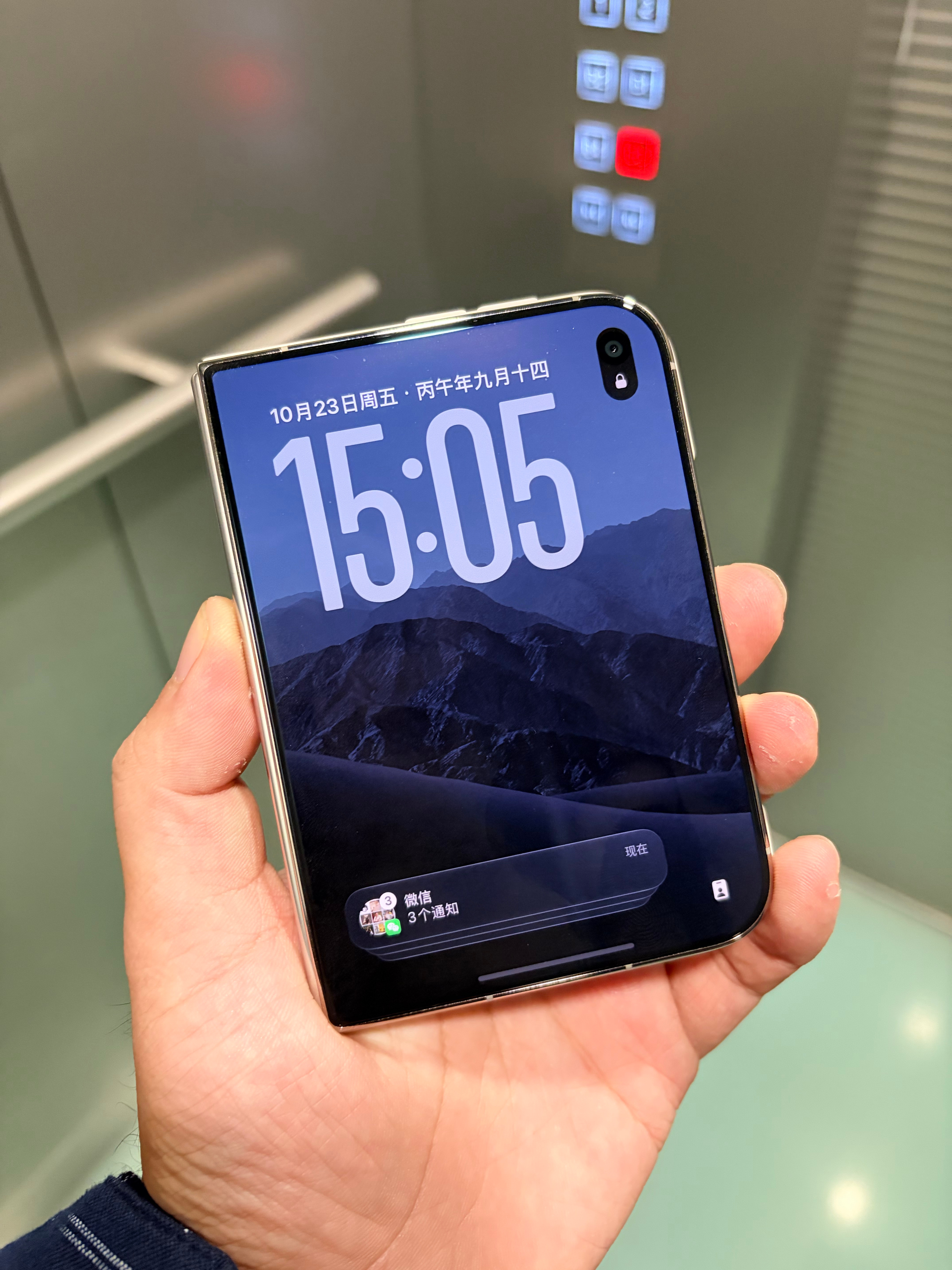 iPhoneDuo 摸过了，总感觉缺点什么🤔 ​​​