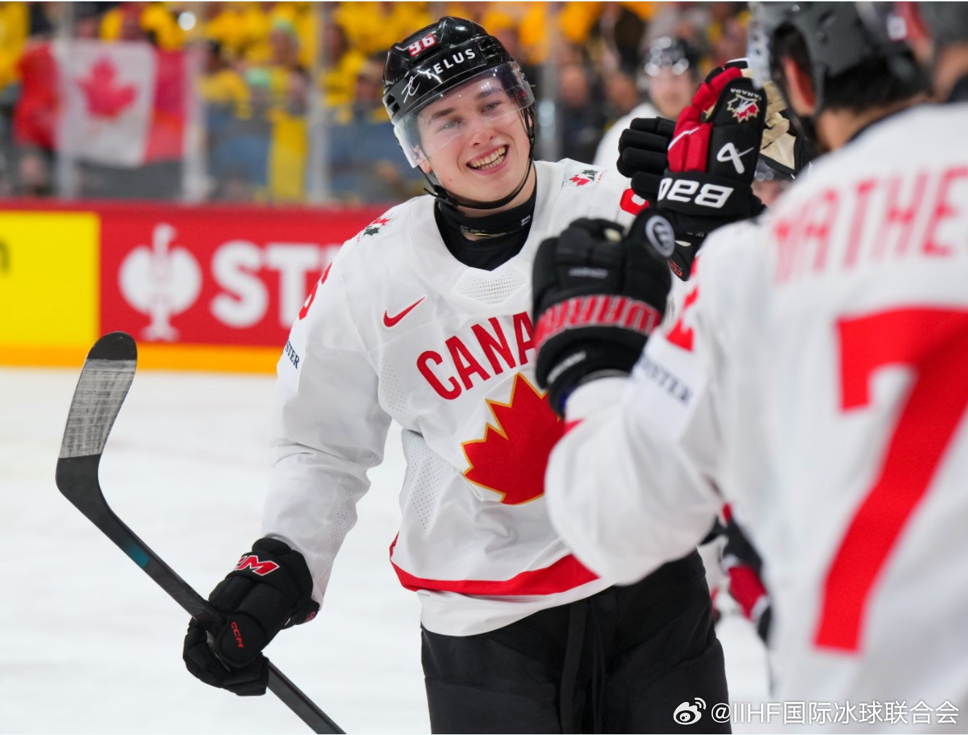 麦克林·塞勒布里尼——2025-26赛季IIHF年度最佳男冰球员🎉麦克林·塞勒