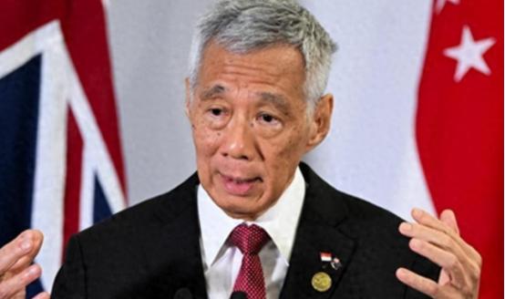 李显龙在新加坡当了20年总理，如今以国务资政身份去伦敦开会，直接放话：中国老了，