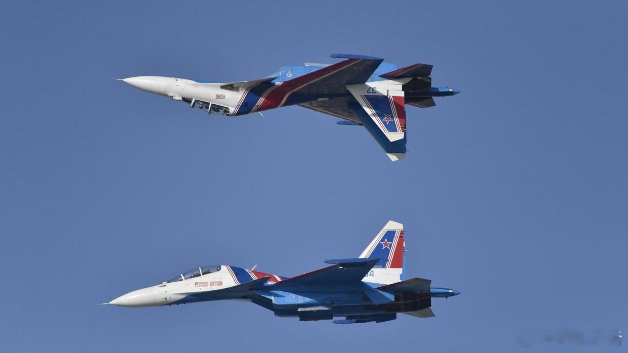 韩空军飞行员空中拍照致撞机，被判支付40万元飞机修理费法新社4月22日报道，一名