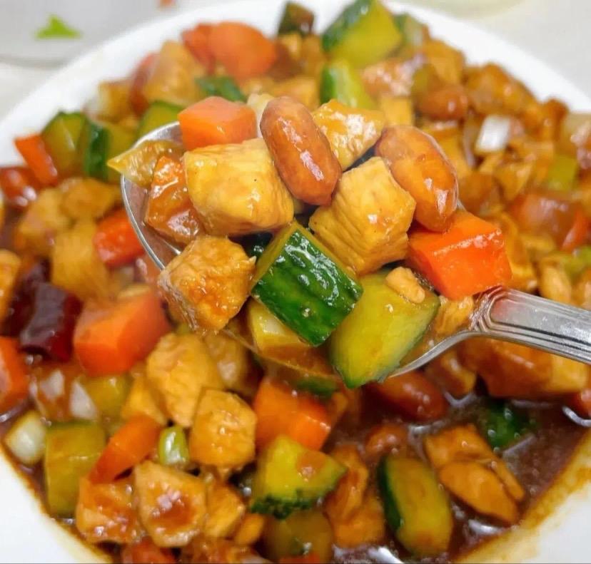 北京最牛饭店一一北京饭店
在北京五星级饭店多的是，最牛的还是北京饭店。
开国第一