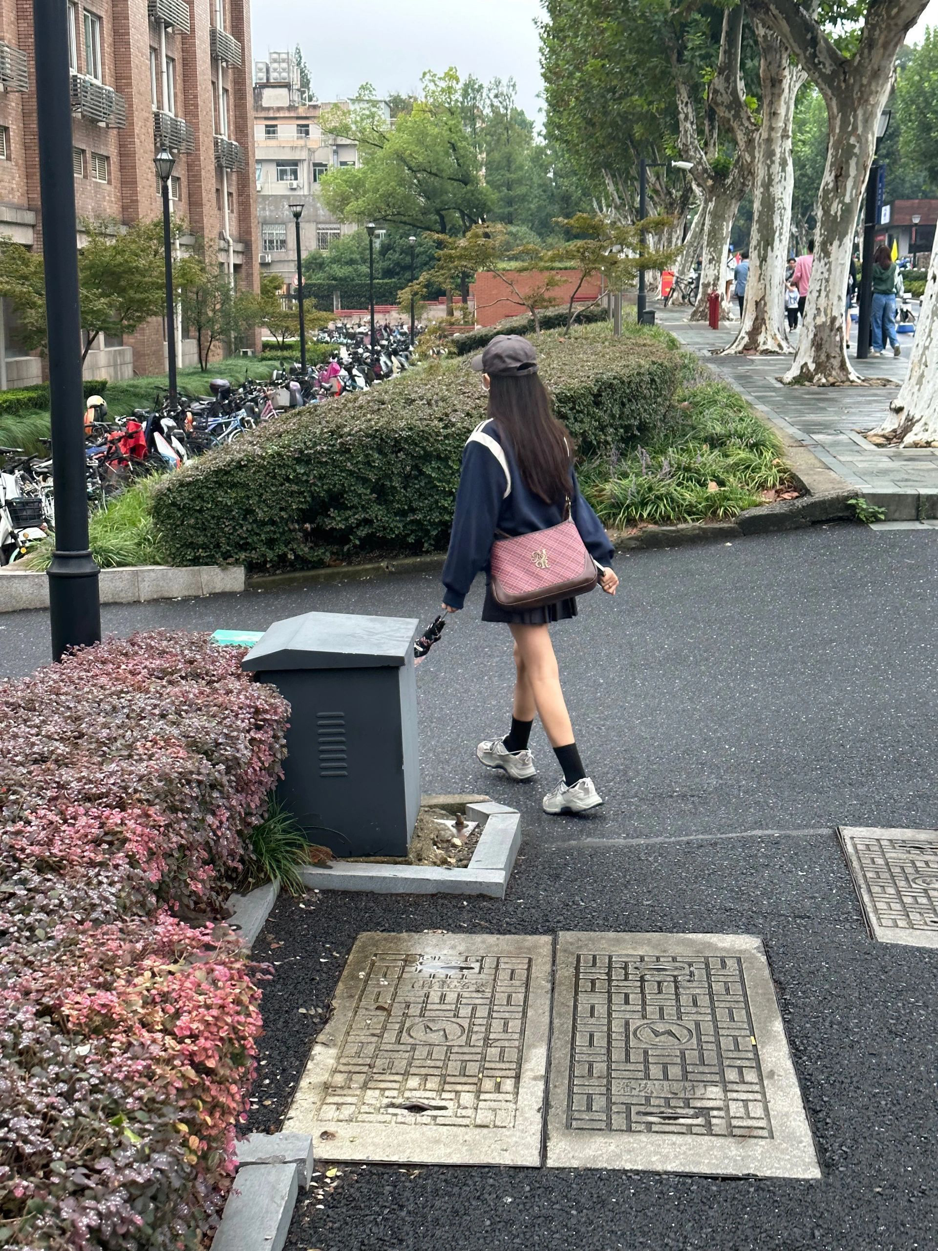 高个子女生是不是不吃香啊 ！！！ 