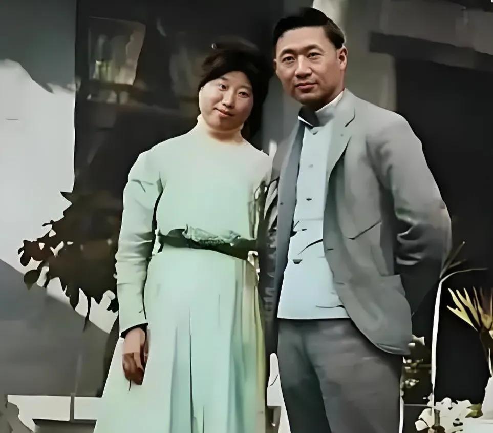 宋霭龄不是原配！孔祥熙原配韩玉梅，一段被历史掩盖的短暂情缘


很多人以为宋霭龄