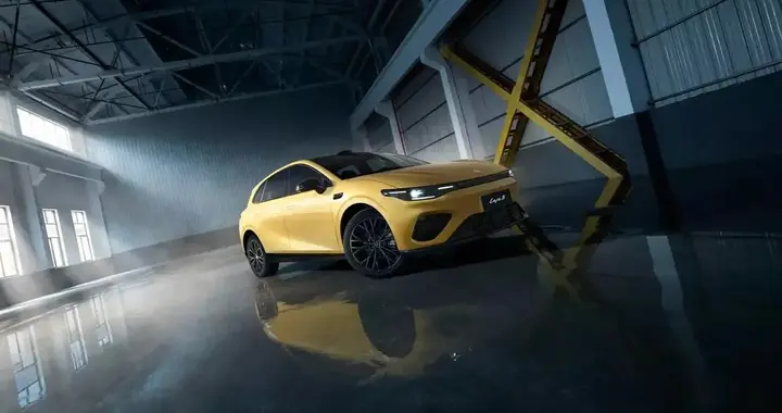 小米 17 Ultra 手机曝光