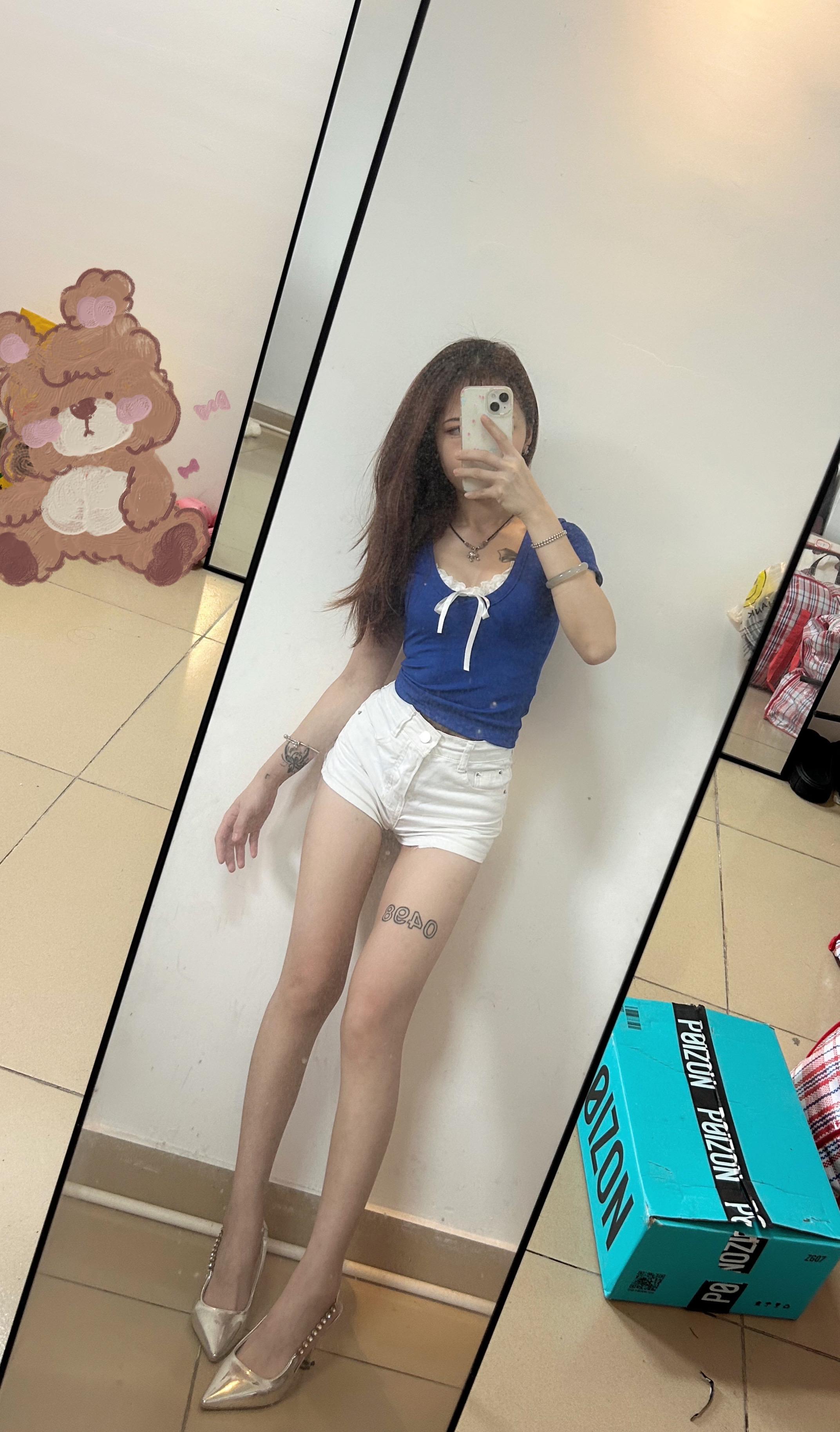 我要挣很多很多钱  男人嘛   就当换衣服  一天换一件