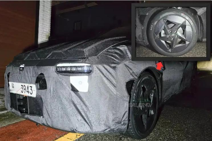 现代艾尼氪3NLine谍照曝光 近日，相关渠道曝光了一组现代艾尼氪3 N Lin