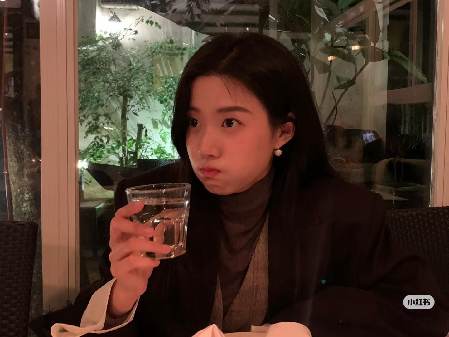 卢昱晓   🌷卢昱晓轧戏🌷卢昱晓胡羞“天地万物，宇宙星河，我独心悦你.” 