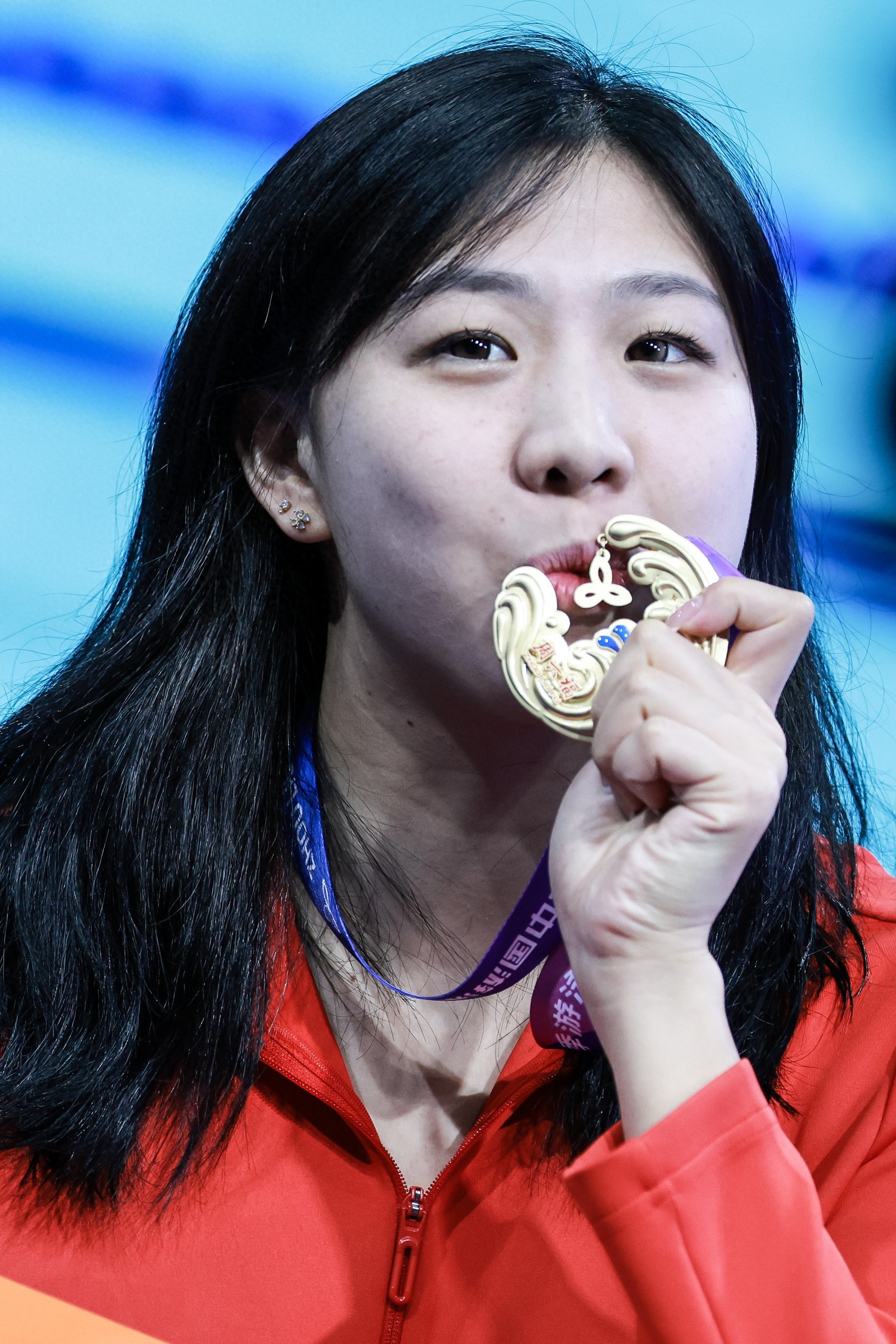 唐钱婷29秒44金牌 作为洛杉矶奥运会新增的短距离项目，唐钱婷非常具有冲击力。毫