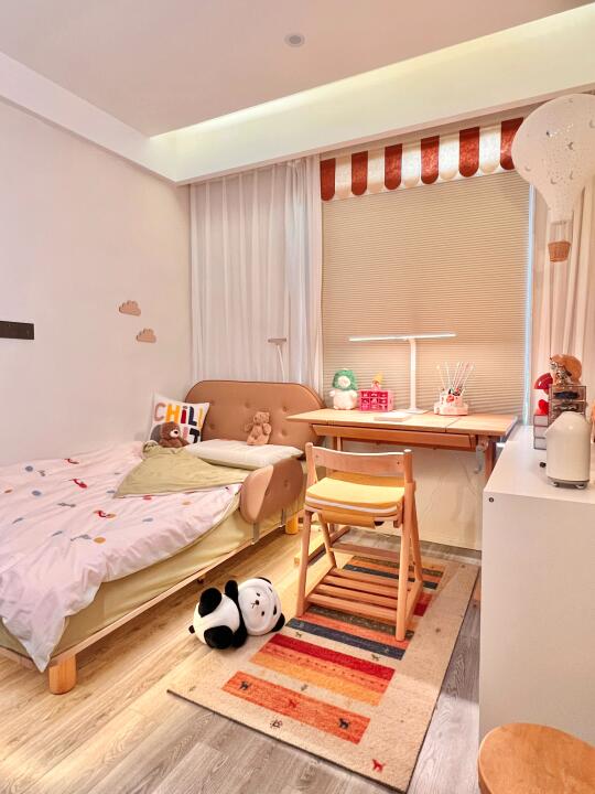小户型儿童房👦🏻这样布置可以住到18岁👏🏻