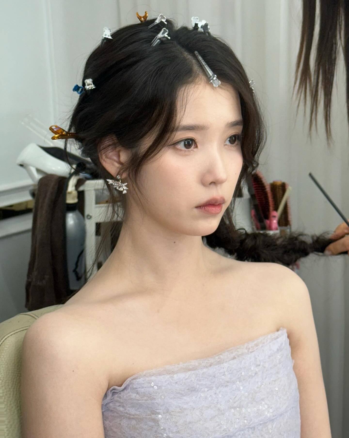 251006 IU INS更新2025 서울드라마어워즈💜 ​​​