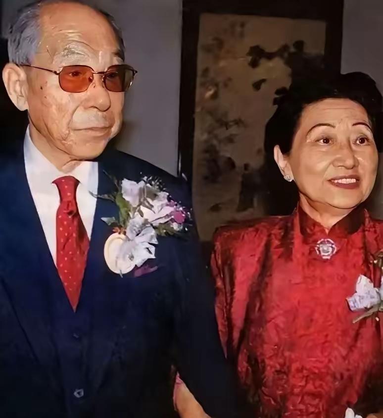 2001年，张学良101岁去世，病重弥留之际，他说了一句令人震惊的实话：“其实当