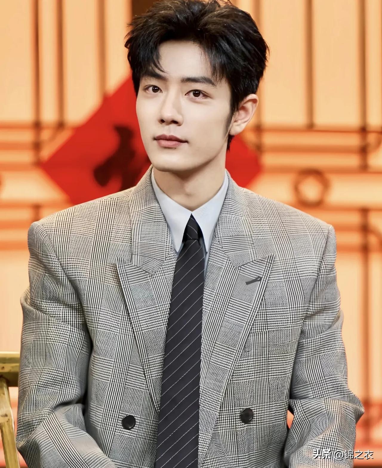 明星爆红被整主要原因是不站队，不愿受他方控制，这才是关键。

这些资本方看过很多