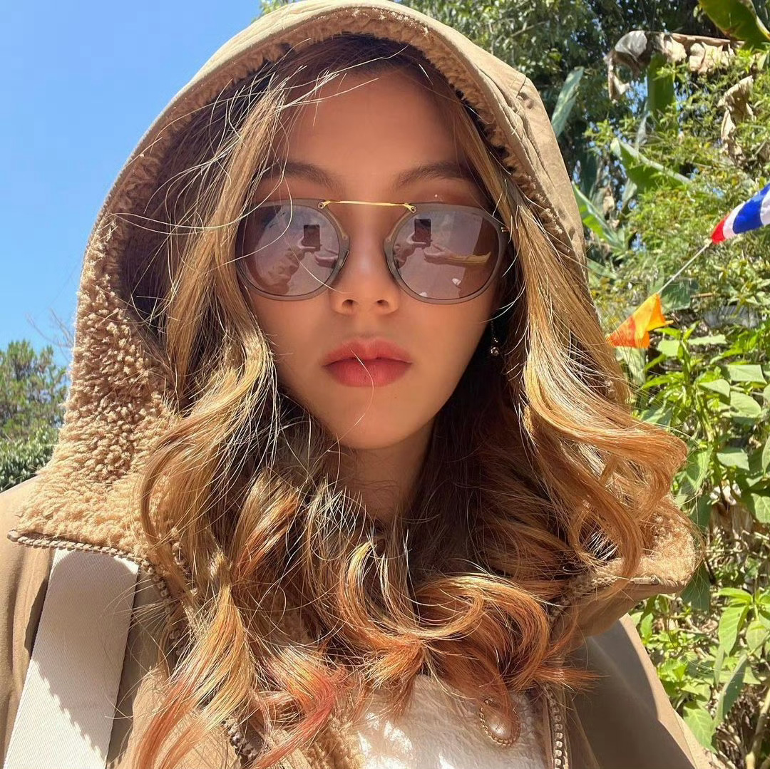 不行了这素谁家小金毛哥哥… 