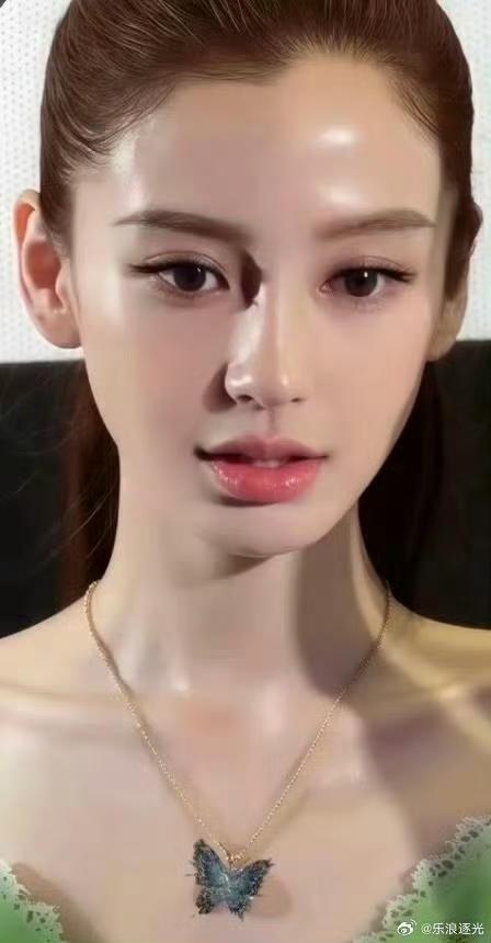 先不说消息真假，就算真有新恋情也再正常不过——人家早就离婚了，单身人士谈恋爱挺正