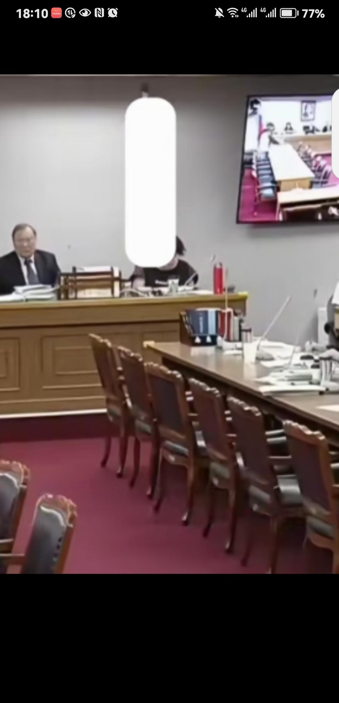 韩国瑜怒怼付崐萁，是吃里扒外未成，狗急跳墙的表现！吃里是挂着立法院国民党不分区立