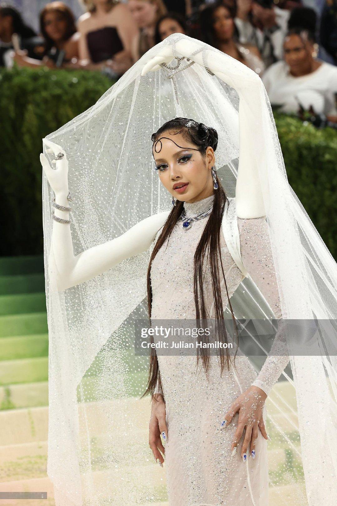 BLACKPINK全员亮相2026Met Gala，国际级女团的排面BLACKP