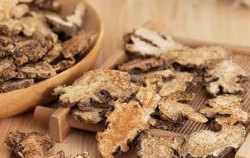 现在得多囊的妹子真是越来越多了，我一个朋友就是这样，备孕大半年肚子没动静，去医院