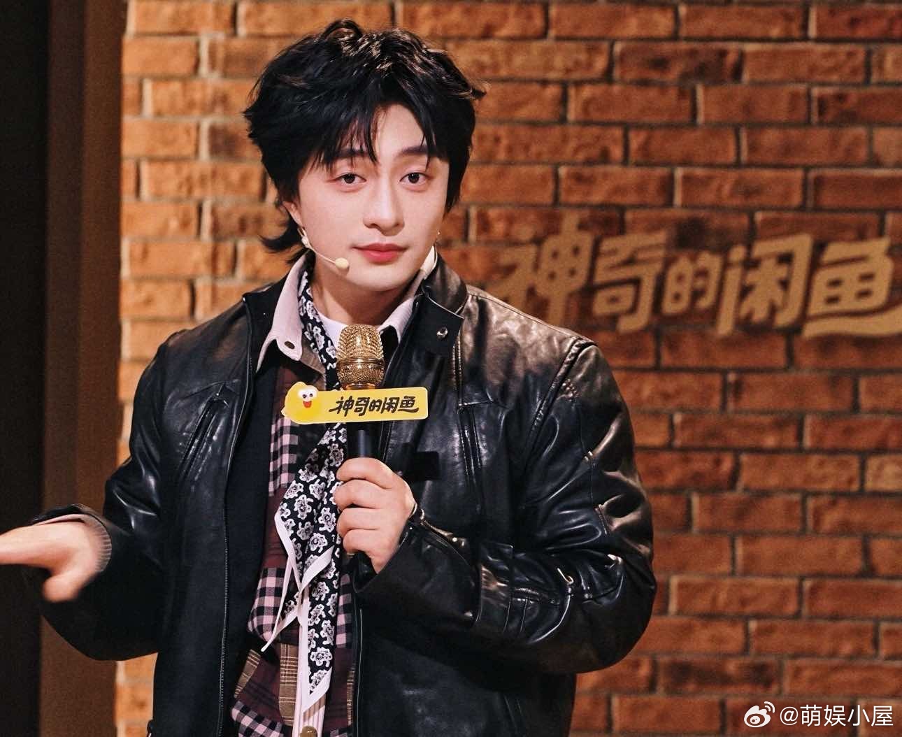 让人直呼快跑的节目组不好笑就露宿街头节目组真的狠！刘旸只是来客串，却被从头安排到