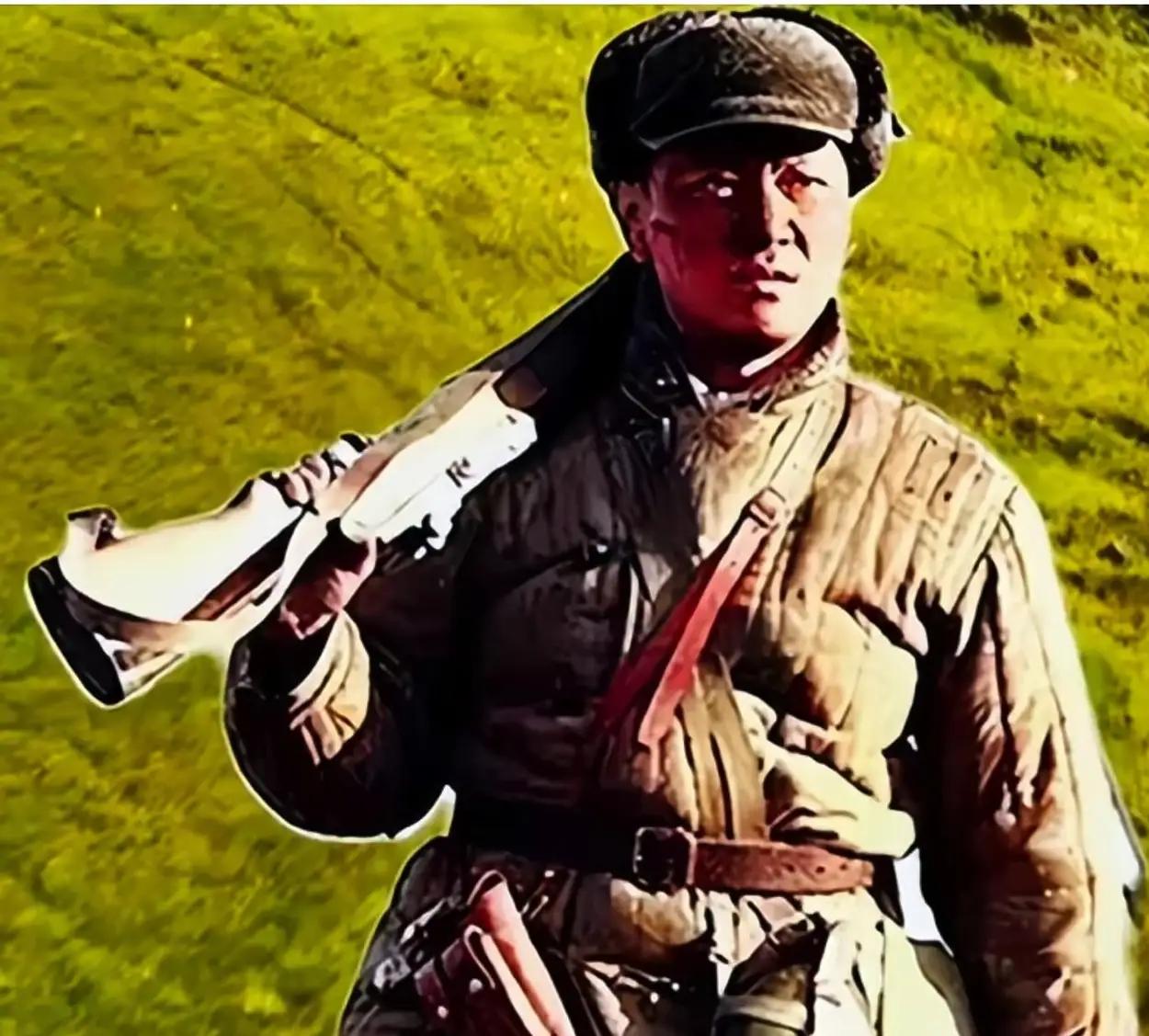 1951年，17岁志愿军战士被俘虏，美军打算押他请赏，可路上，前面美军突然脚滑摔