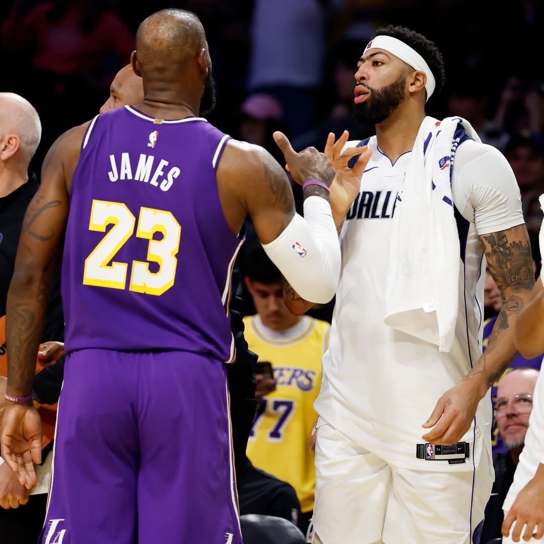 想念浓眉。独行侠vs湖人洛杉矶湖人