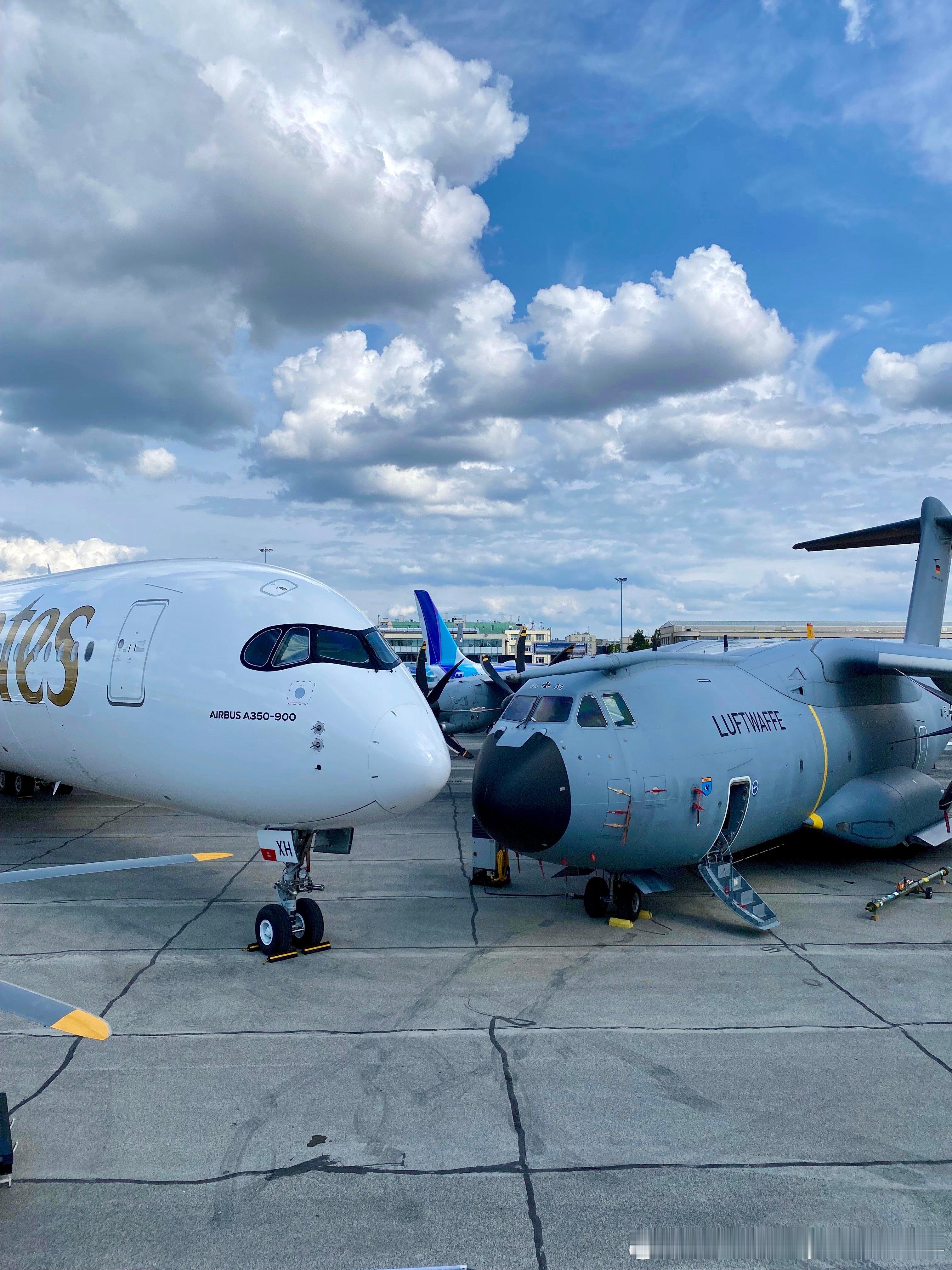 A400M和A350高度对比 2025年巴黎航展 ​​​