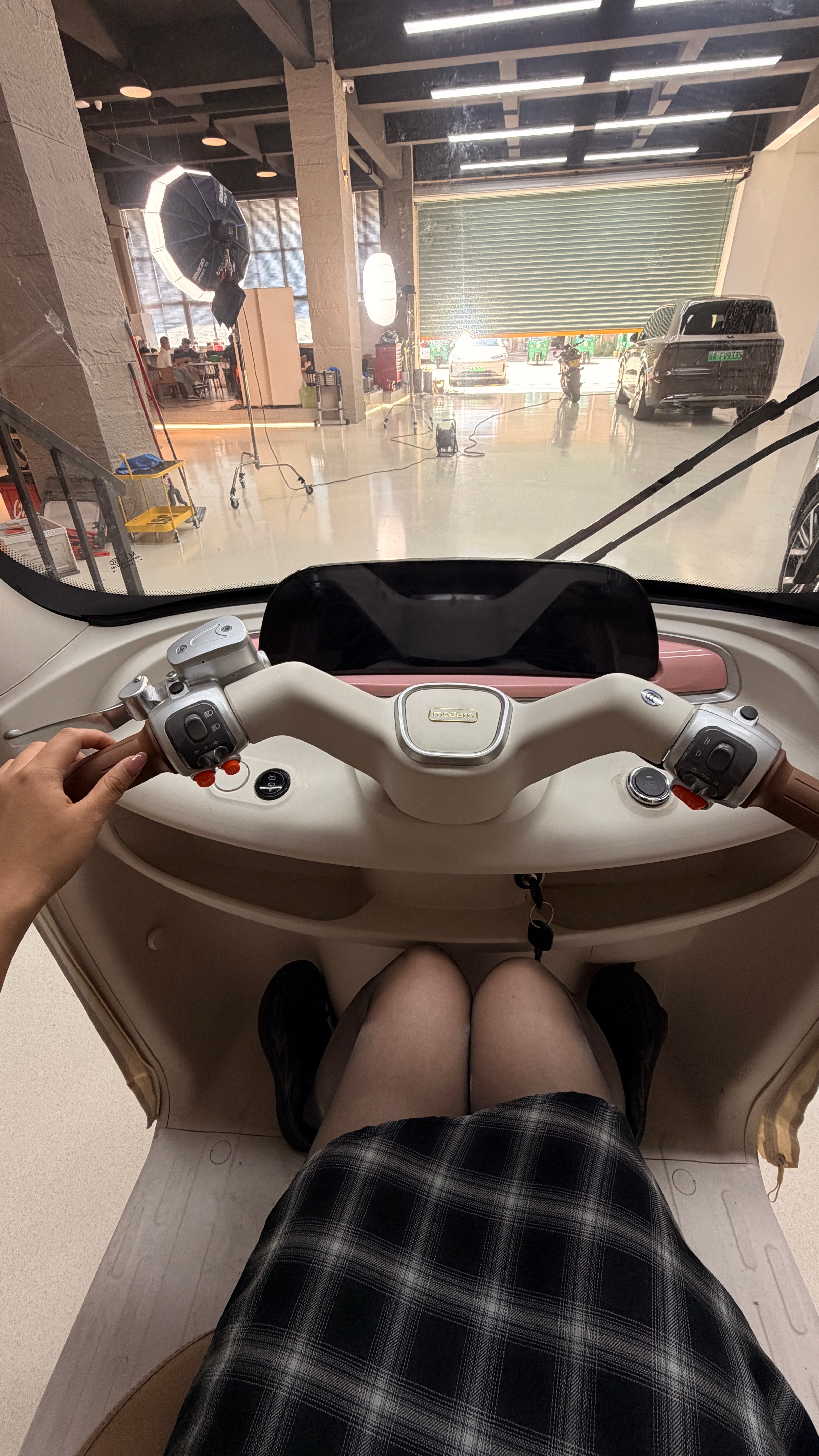 【开学季重磅抽奖】来了！抽它或者折现8000元任你选！【雅迪三轮电动车】我们抽抽