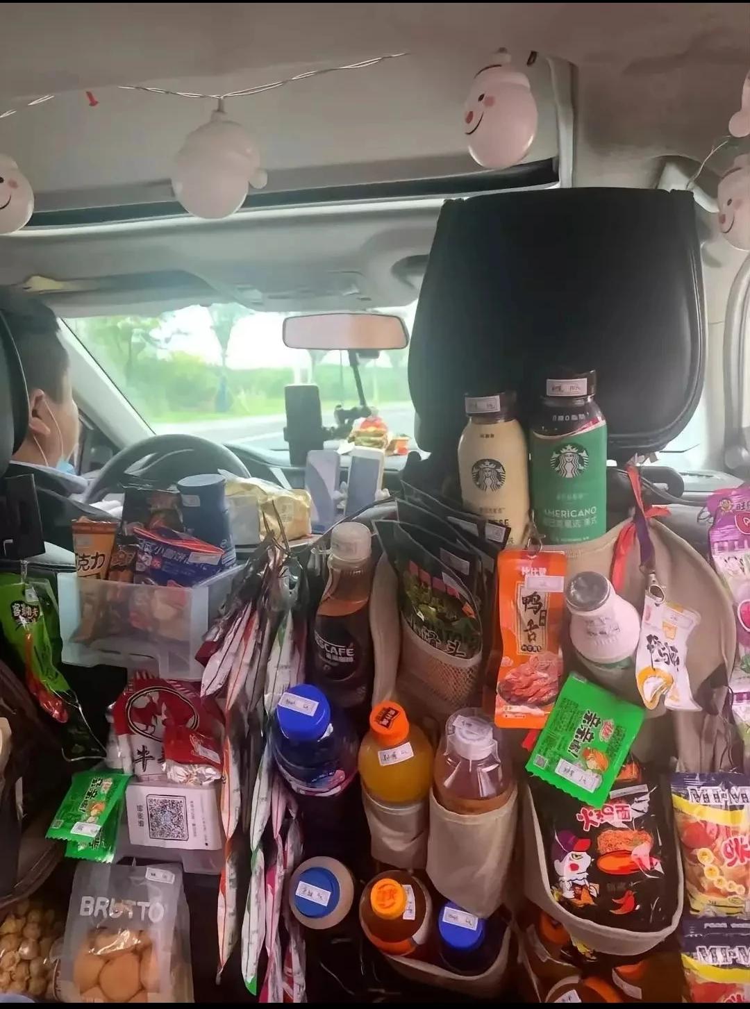 强者，永远不会抱怨环境，只会适应环境，并且逆势生长。看这位师傅，日子过得应该是不