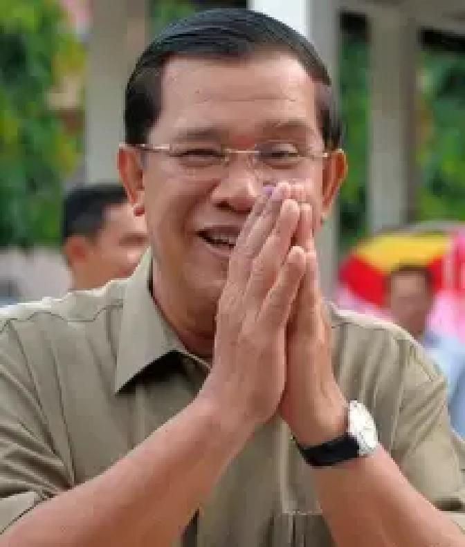 洪森的“录音刀”：从佩通坦到泰国政要，还有多少把柄？
 
洪森公开承认不仅录了佩