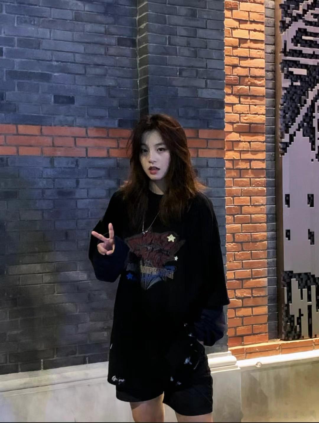果然人老了 看以前照片有种恍如隔世的感觉 ​​​