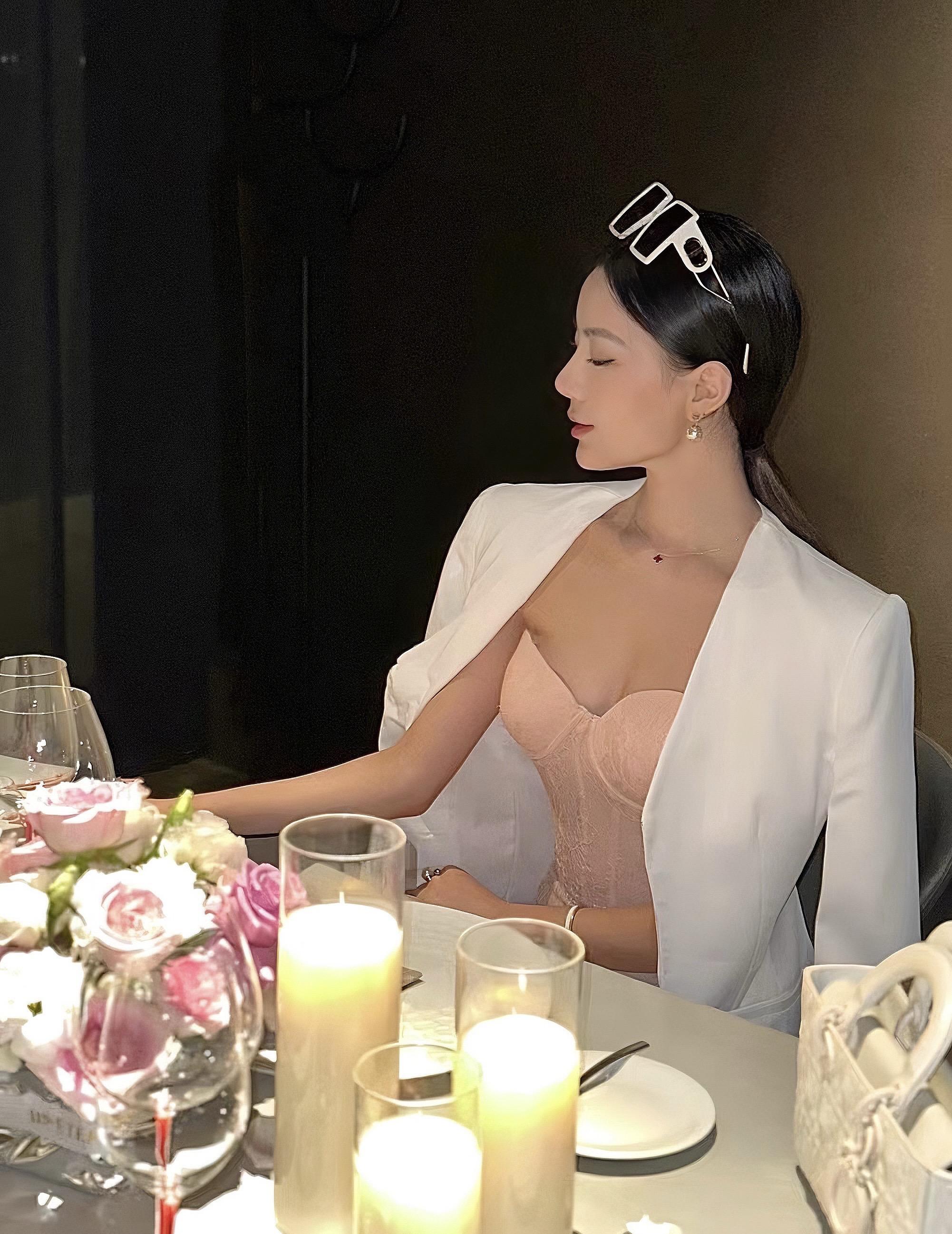 🤍🍽️💐Cartier ‘ Night