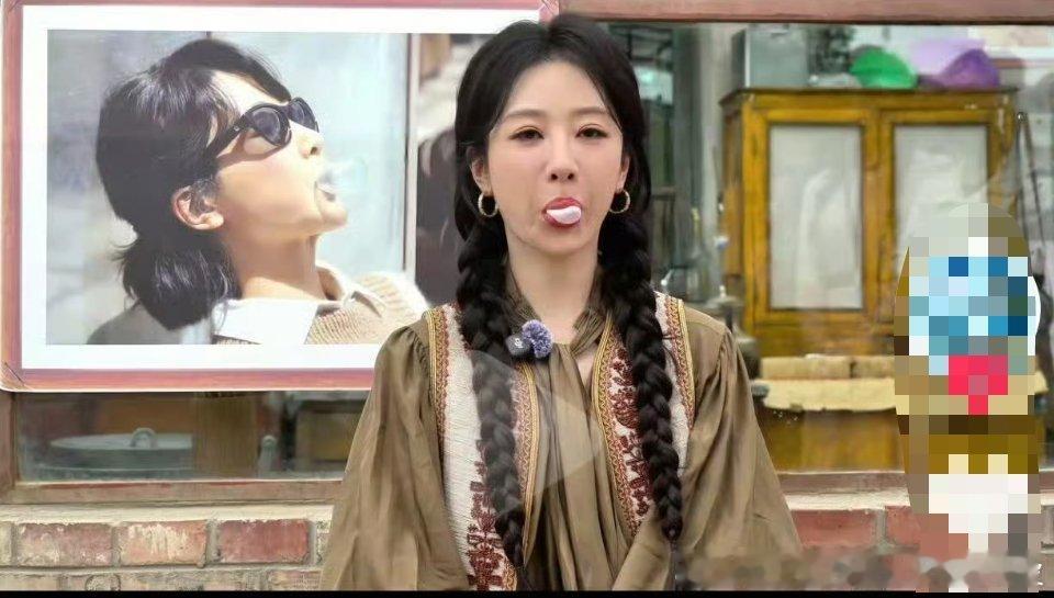 杨紫3天3城通通带火！看看隔壁跑男文旅费用一地鸡毛，我们紫妹真是不收钱又出力的带