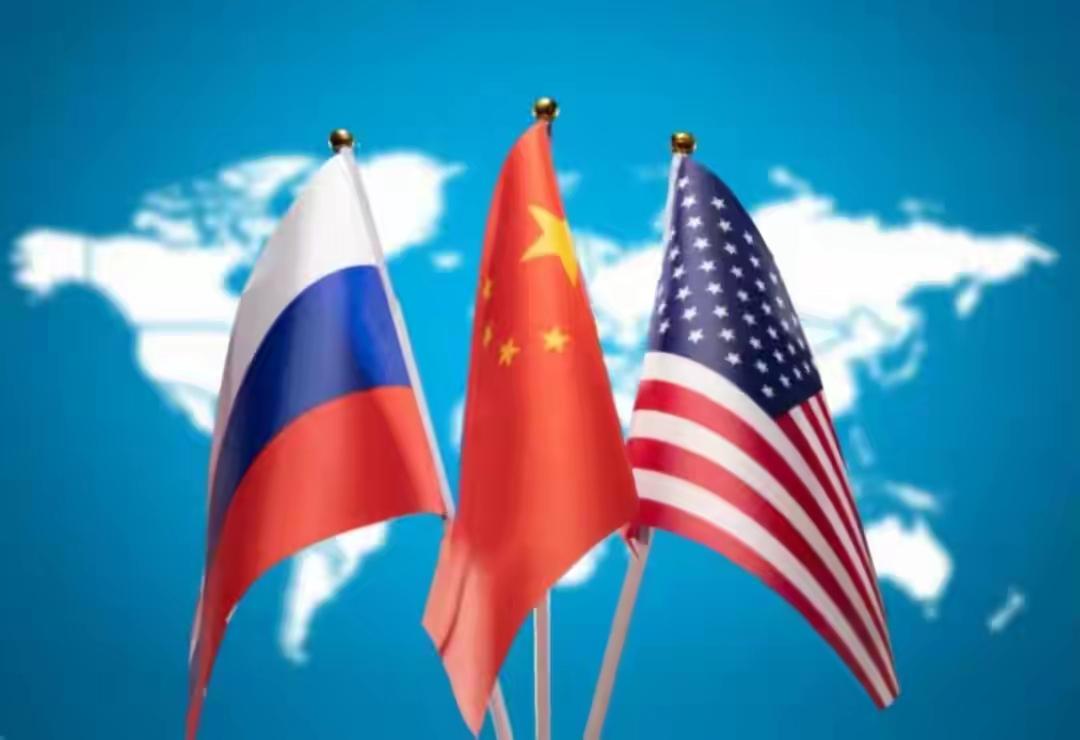 紧锣密鼓，五月的北京成了全球外交的最热点，特朗普刚走，普京便到访，前后相隔不足四