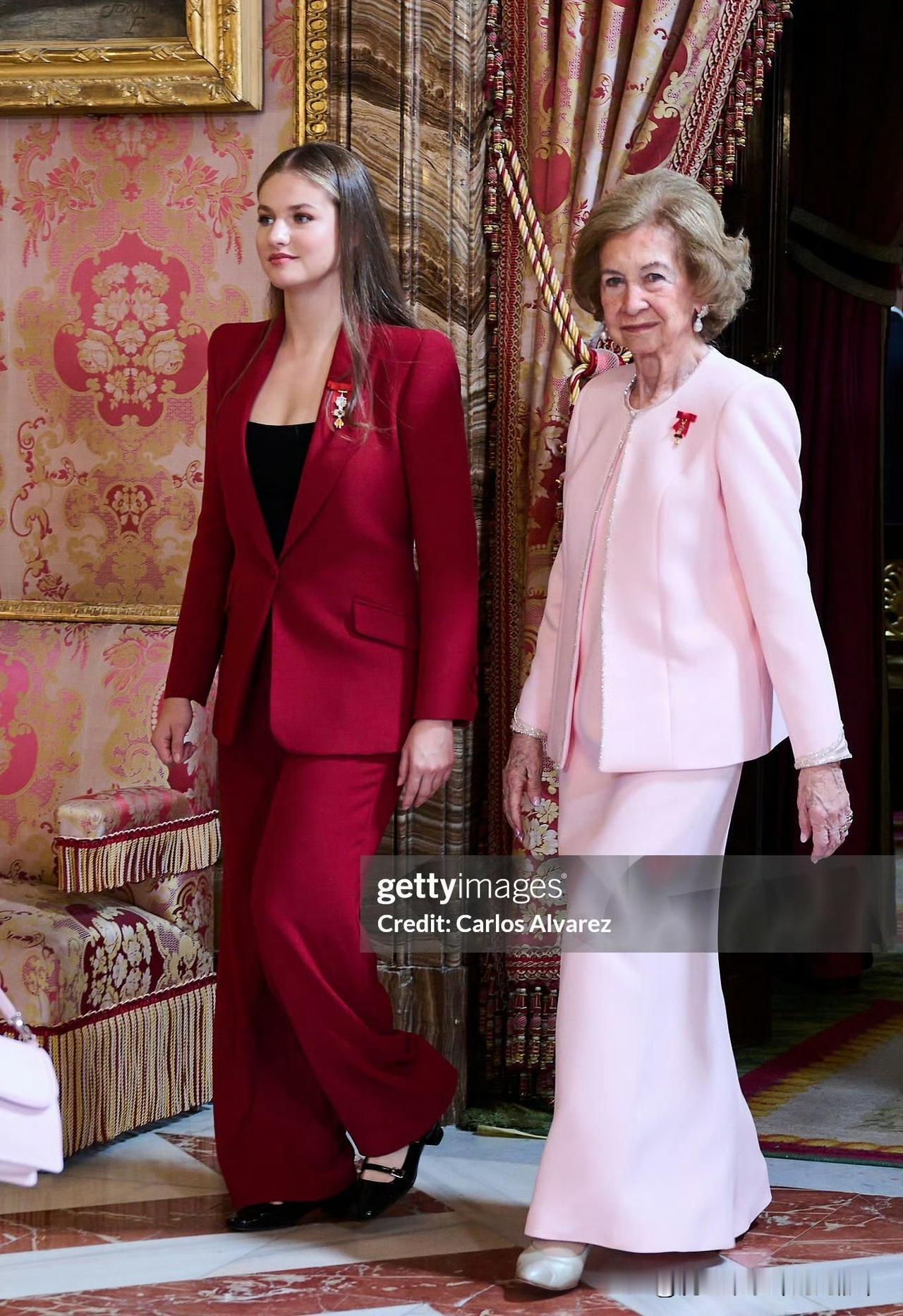 来自王后奶奶的疼爱！