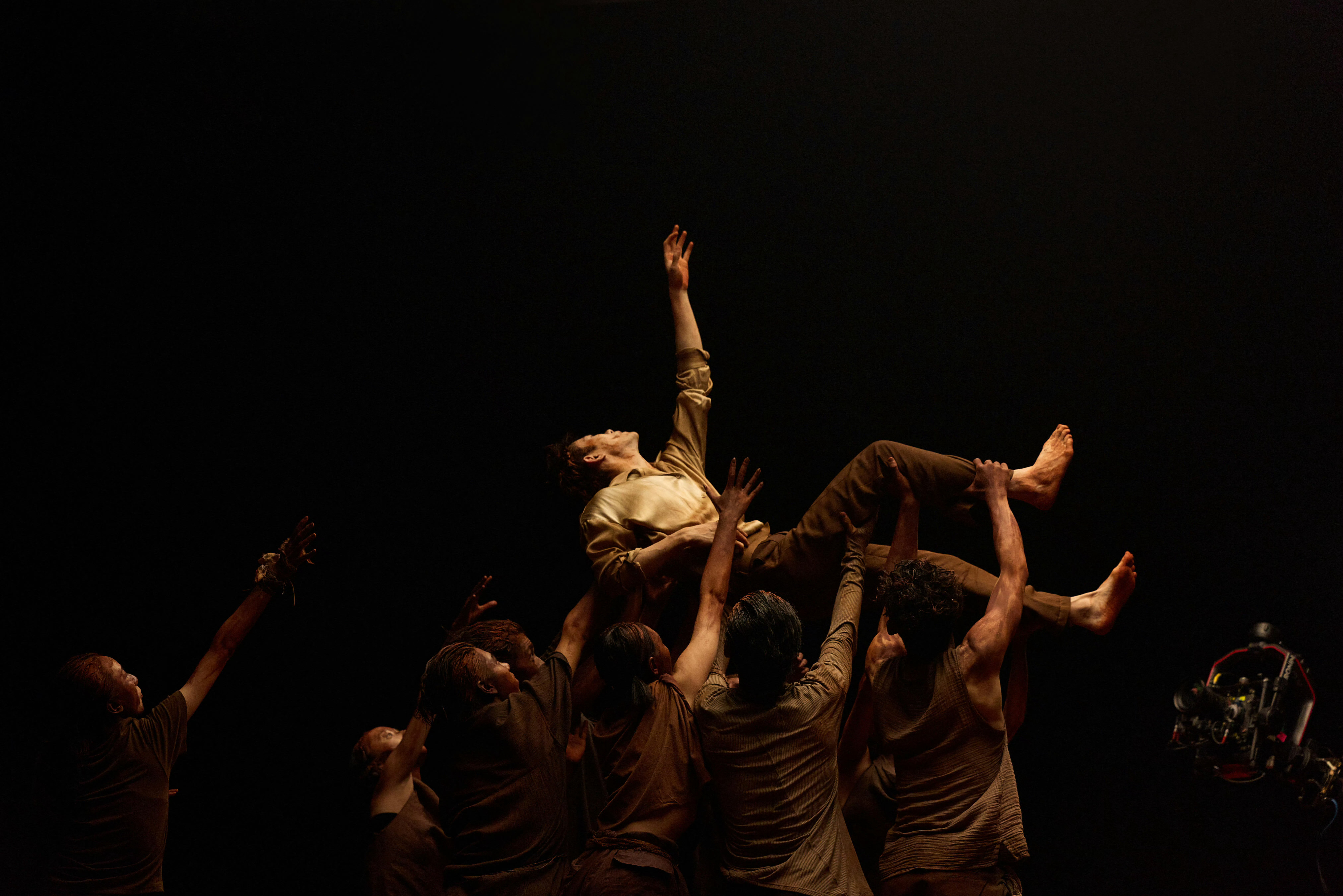 真的很神圣啊四字 易烊千玺 yyqx 四字弟弟易烊千玺2025演唱会礐嶨