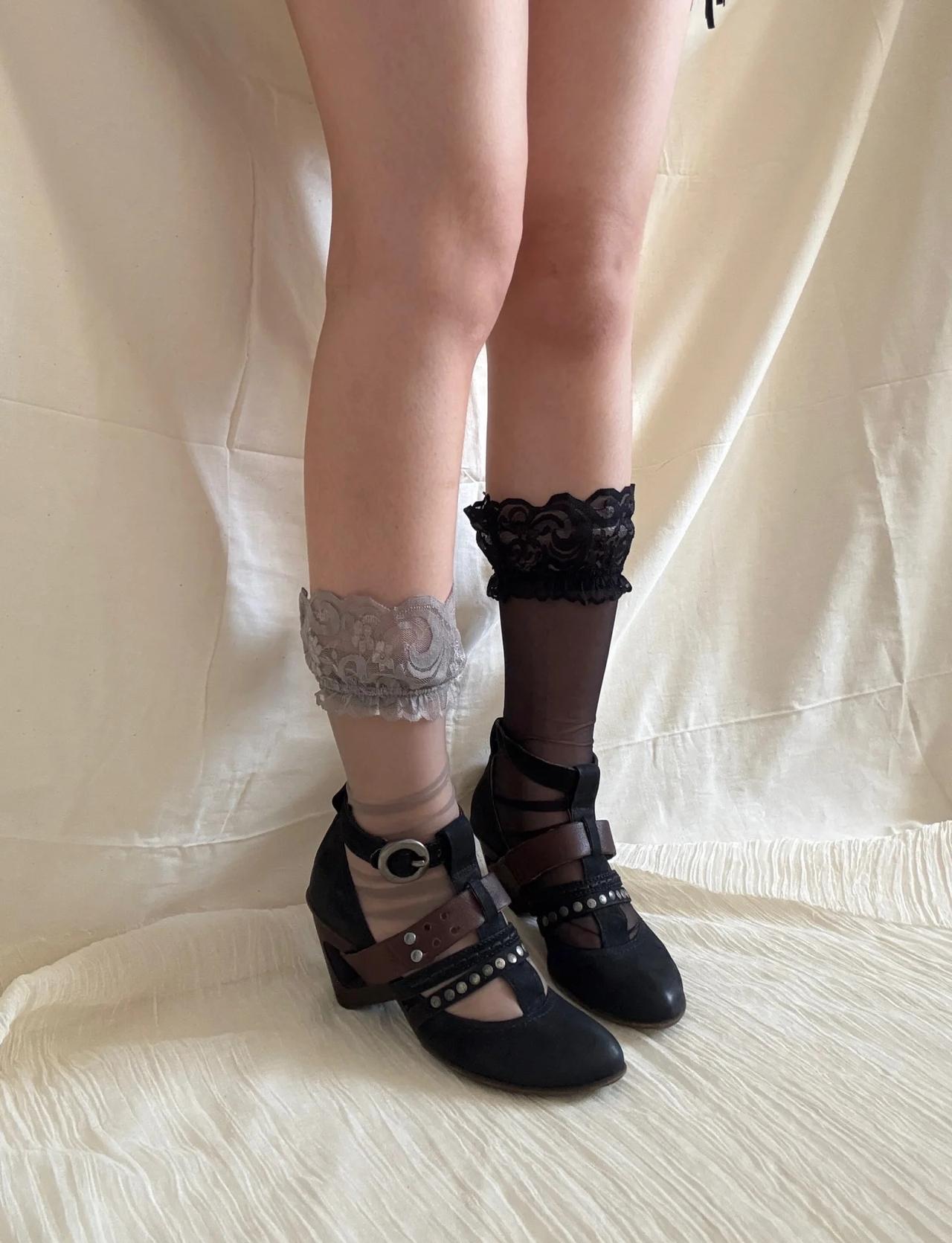 ̮⛻̴⃠︣⸝⸝̼⸝֪⛻̴⃠︣𛰨
哦妈嘞
AS98异形跟鱼骨搭扣玛丽珍单鞋
si