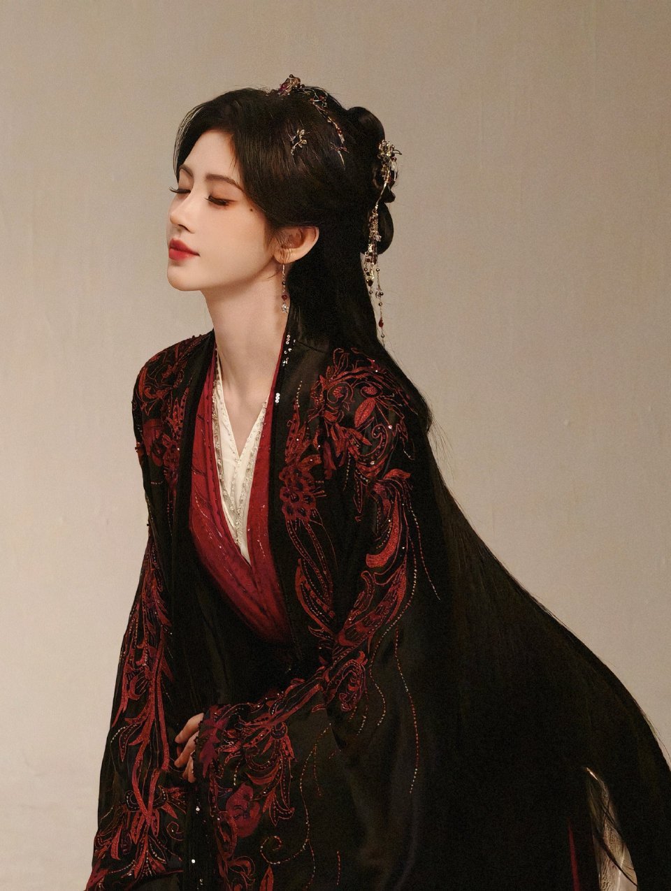 jjy鞠婧祎jjy 鞠婧祎露芜衣 jjy有了小猫就有了冬天的暖宝宝₍˄·͈༝·͈