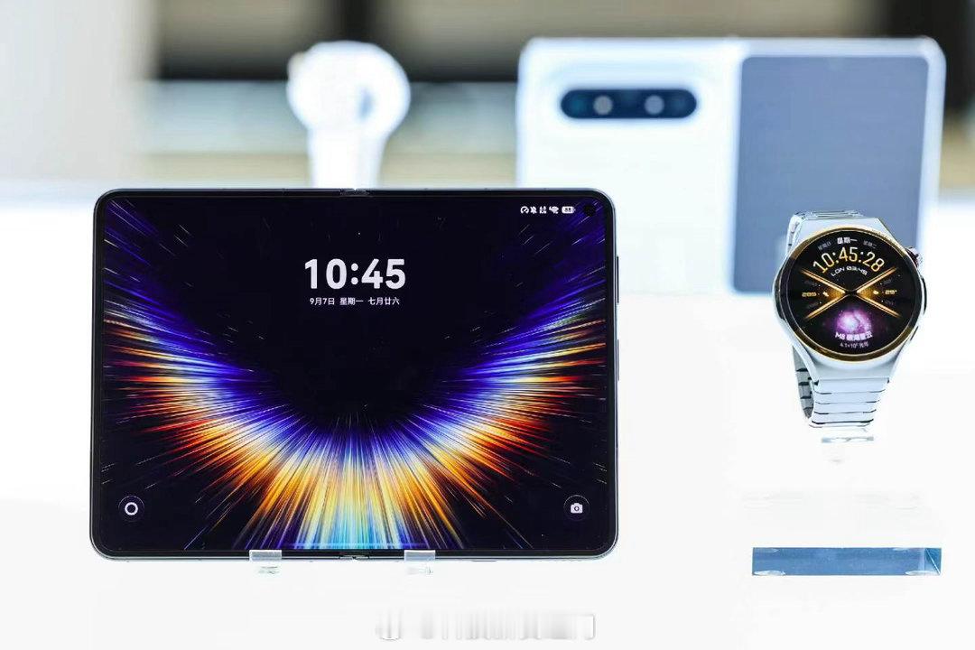 HarmonyOS 7 | HUAWEI Mate XT 2 及全场景新品发布会