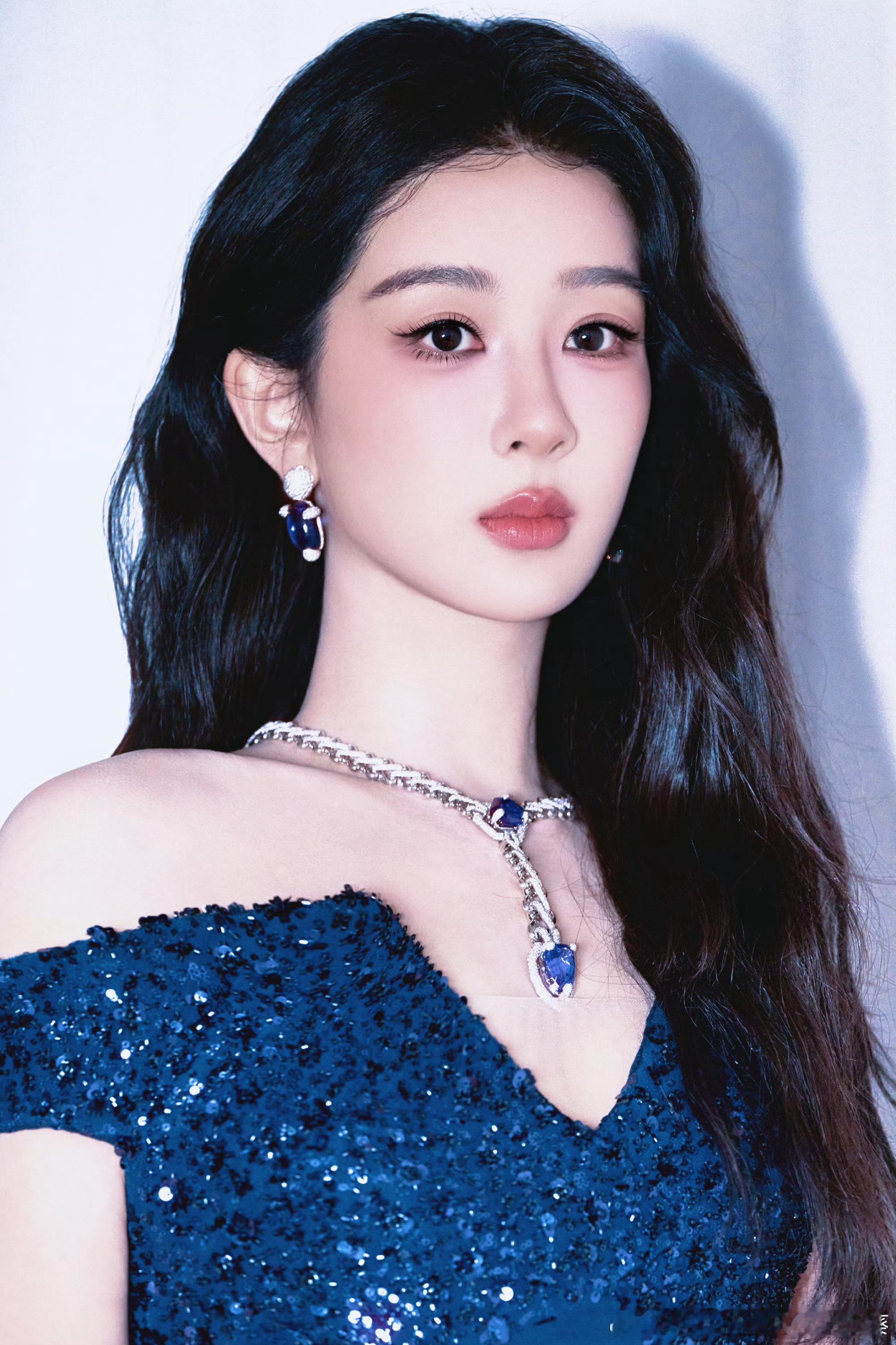 杨紫 💜杨紫董竹君 💜杨紫旺家福品牌全球代言人 舒缓身心，寻找松弛和自由，启