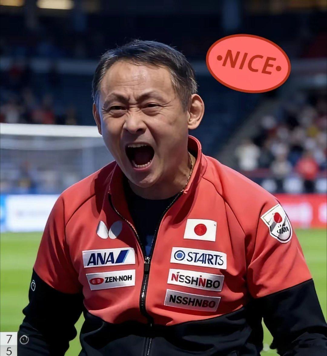 赢了球就在赛场上狂吼乱叫。输赢不重要，最重要的是态度！球赛赢了，球员狂吼着庆祝，